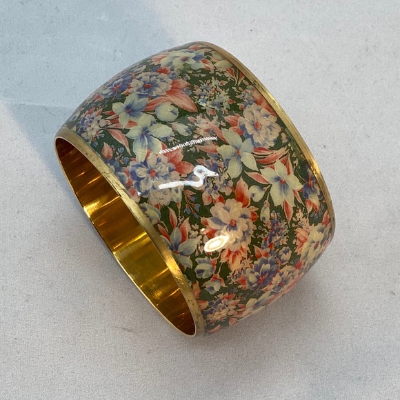 Cuff bracelet - Picture 2 of 5